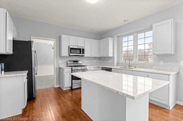 6900 Lakeway Street, Ypsilanti, MI 48197