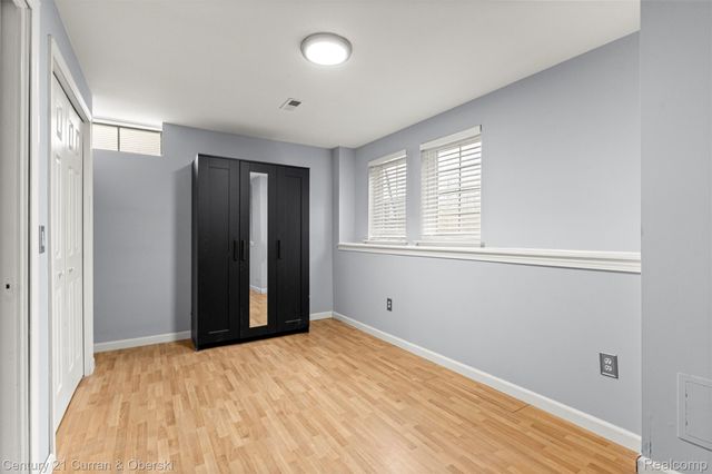 6900 Lakeway Street, Ypsilanti, MI 48197