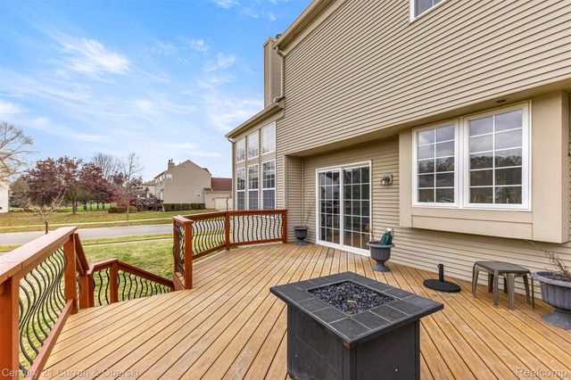 6900 Lakeway Street, Ypsilanti, MI 48197