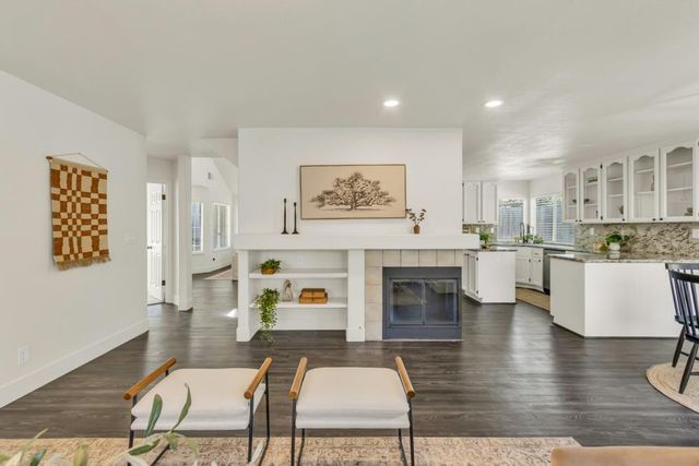8525 Sutter Creek Way, Antelope, CA 95843