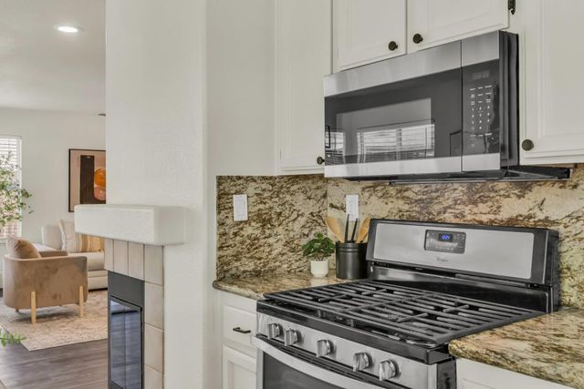 8525 Sutter Creek Way, Antelope, CA 95843