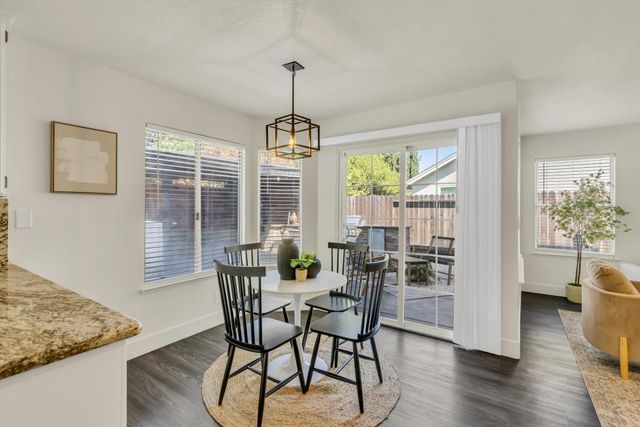 8525 Sutter Creek Way, Antelope, CA 95843