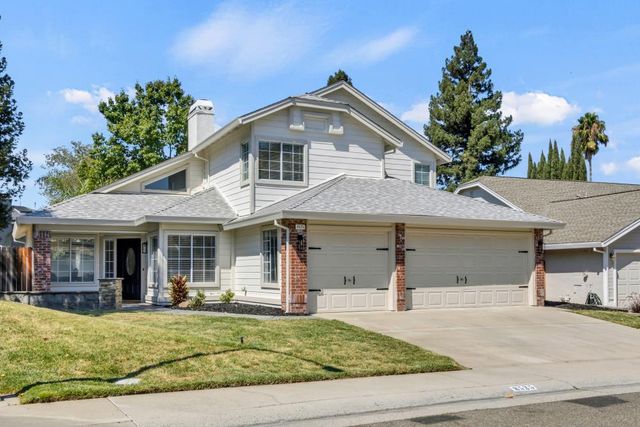 8525 Sutter Creek Way, Antelope, CA 95843