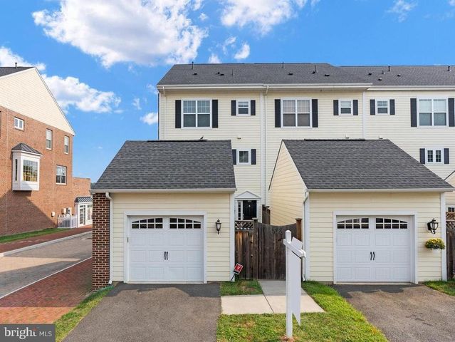 572 MARINA LANDING, Woodbridge, VA 22191