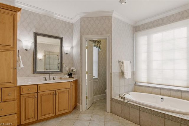 125 Maple Shade Court, Winston-salem, NC 27106