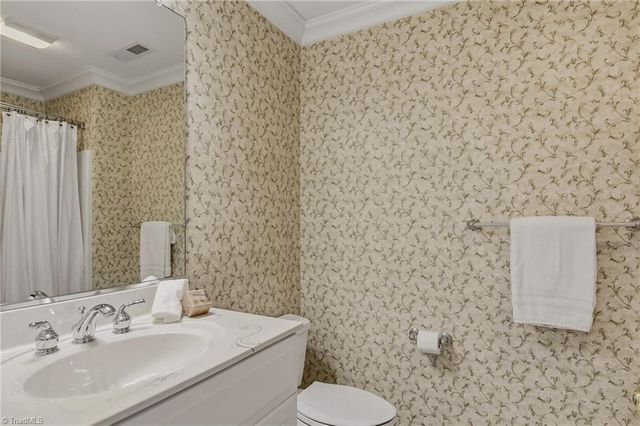 125 Maple Shade Court, Winston-salem, NC 27106