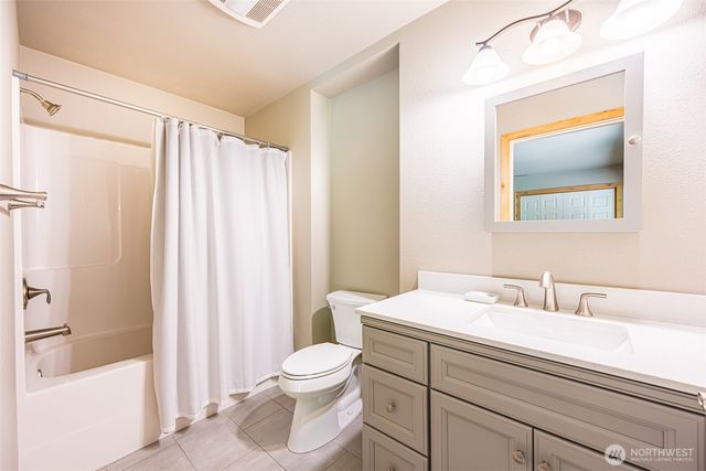 530 Montgomery Lane, Port Ludlow, WA 98365