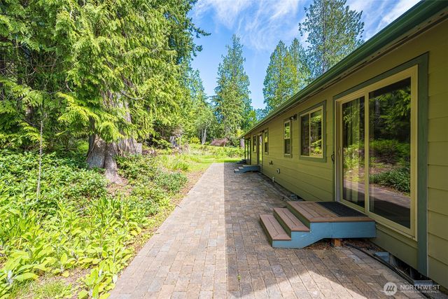530 Montgomery Lane, Port Ludlow, WA 98365
