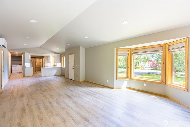530 Montgomery Lane, Port Ludlow, WA 98365