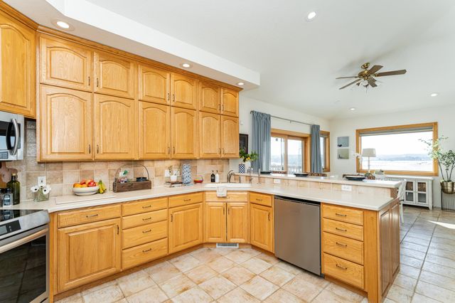 8594 Gossman Lane NW, Rochester, MN 55901