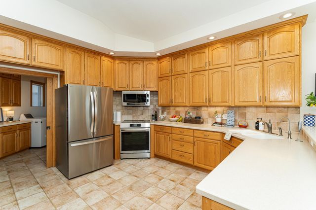 8594 Gossman Lane NW, Rochester, MN 55901