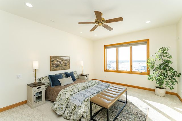 8594 Gossman Lane NW, Rochester, MN 55901