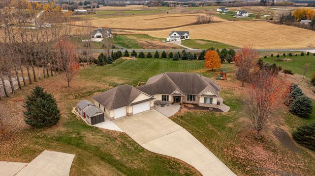 8594 Gossman Lane NW, Rochester, MN 55901