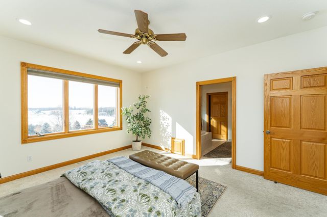 8594 Gossman Lane NW, Rochester, MN 55901