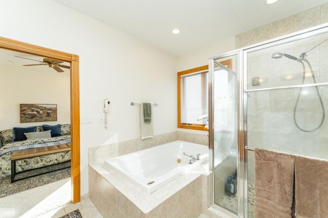 8594 Gossman Lane NW, Rochester, MN 55901