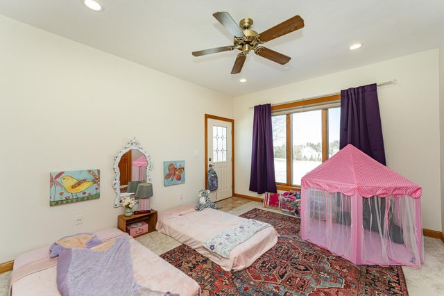 8594 Gossman Lane NW, Rochester, MN 55901