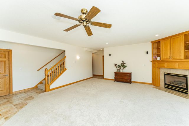 8594 Gossman Lane NW, Rochester, MN 55901