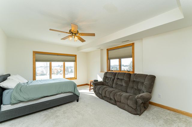 8594 Gossman Lane NW, Rochester, MN 55901