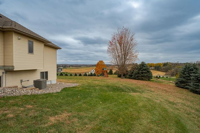 8594 Gossman Lane NW, Rochester, MN 55901