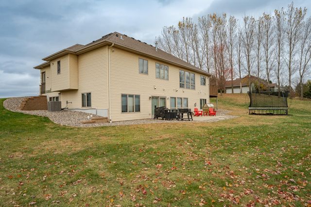 8594 Gossman Lane NW, Rochester, MN 55901