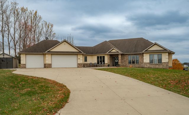 8594 Gossman Lane NW, Rochester, MN 55901