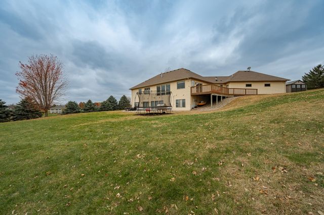 8594 Gossman Lane NW, Rochester, MN 55901