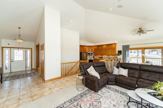 8594 Gossman Lane NW, Rochester, MN 55901