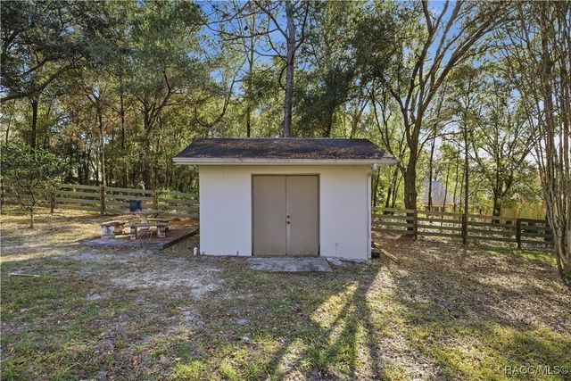 2020 E Newhaven Street, Inverness, FL 34453