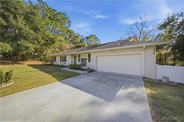 2020 E Newhaven Street, Inverness, FL 34453