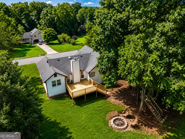 29 Whistle Stop Drive SW, Cartersville, GA 30120