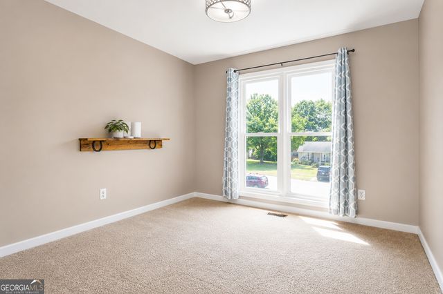 29 Whistle Stop Drive SW, Cartersville, GA 30120