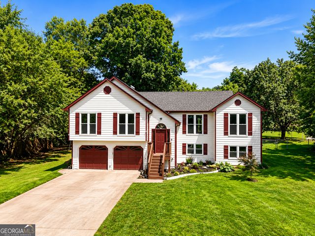 29 Whistle Stop Drive SW, Cartersville, GA 30120
