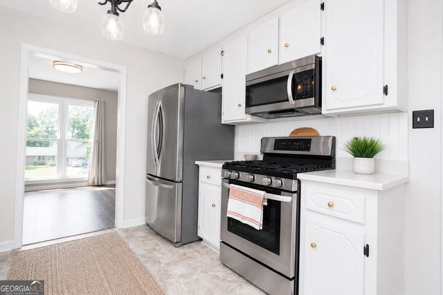 29 Whistle Stop Drive SW, Cartersville, GA 30120