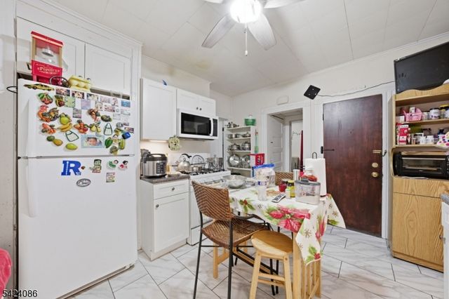 27 Longview St, West Orange Twp., NJ 07052