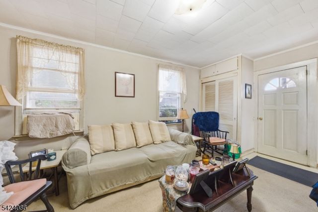 27 Longview St, West Orange Twp., NJ 07052