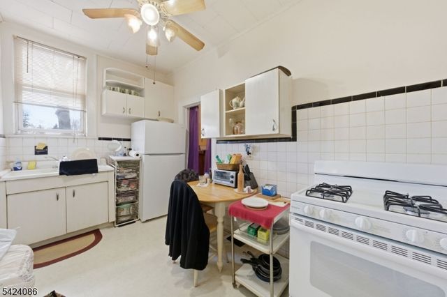 27 Longview St, West Orange Twp., NJ 07052