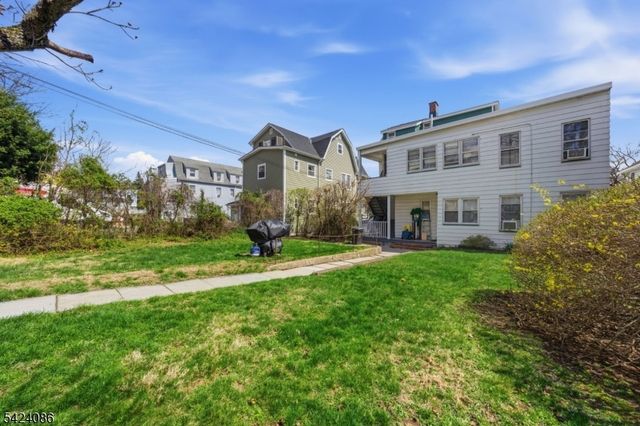 27 Longview St, West Orange Twp., NJ 07052