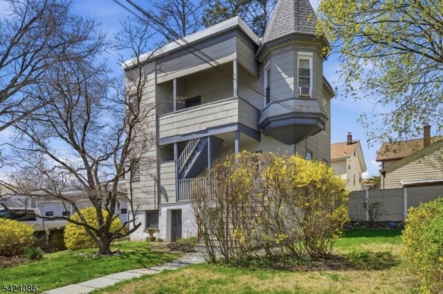 27 Longview St, West Orange Twp., NJ 07052