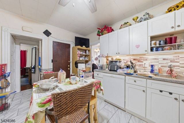 27 Longview St, West Orange Twp., NJ 07052