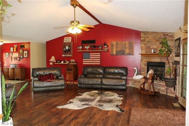 9280 Rochester Road, Minerva, OH 44657