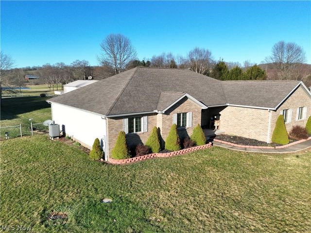 9280 Rochester Road, Minerva, OH 44657