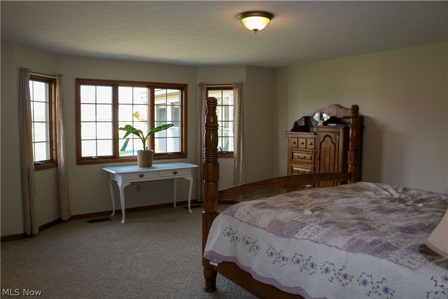 9280 Rochester Road, Minerva, OH 44657