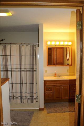 9280 Rochester Road, Minerva, OH 44657