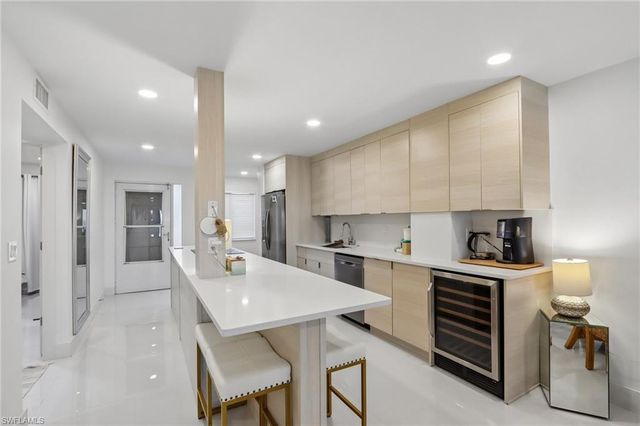 7500 Estero BLVD 102, Fort Myers Beach, FL 33931