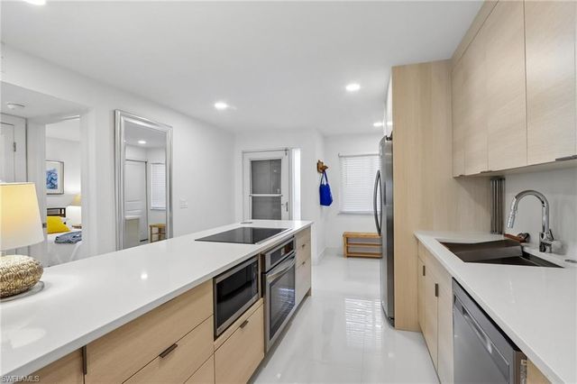 7500 Estero BLVD 102, Fort Myers Beach, FL 33931