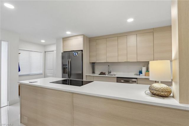 7500 Estero BLVD 102, Fort Myers Beach, FL 33931