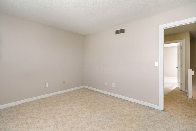 5418 Coral Berry Drive, Columbus, OH 43235