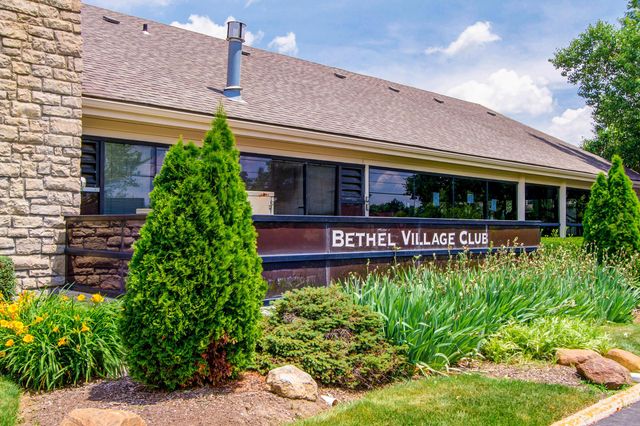 5418 Coral Berry Drive, Columbus, OH 43235