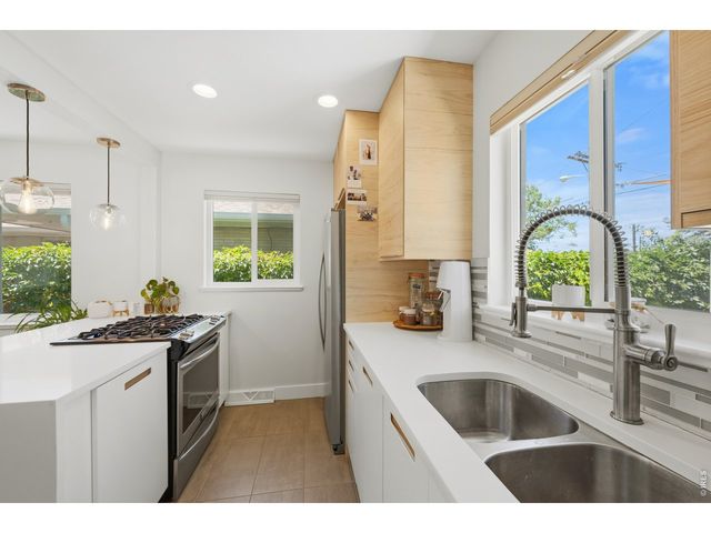 5151 E Thrill Pl, Denver, CO 80207