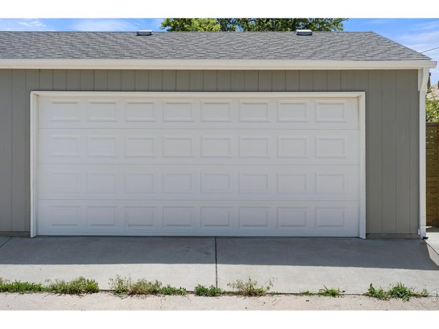 5151 E Thrill Pl, Denver, CO 80207